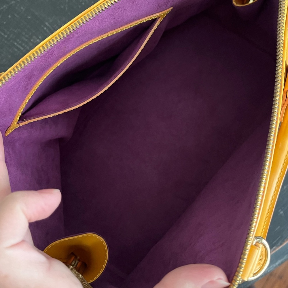 Louis Vuitton EPI Leather Alma PM Bag - Picture 14 of 16